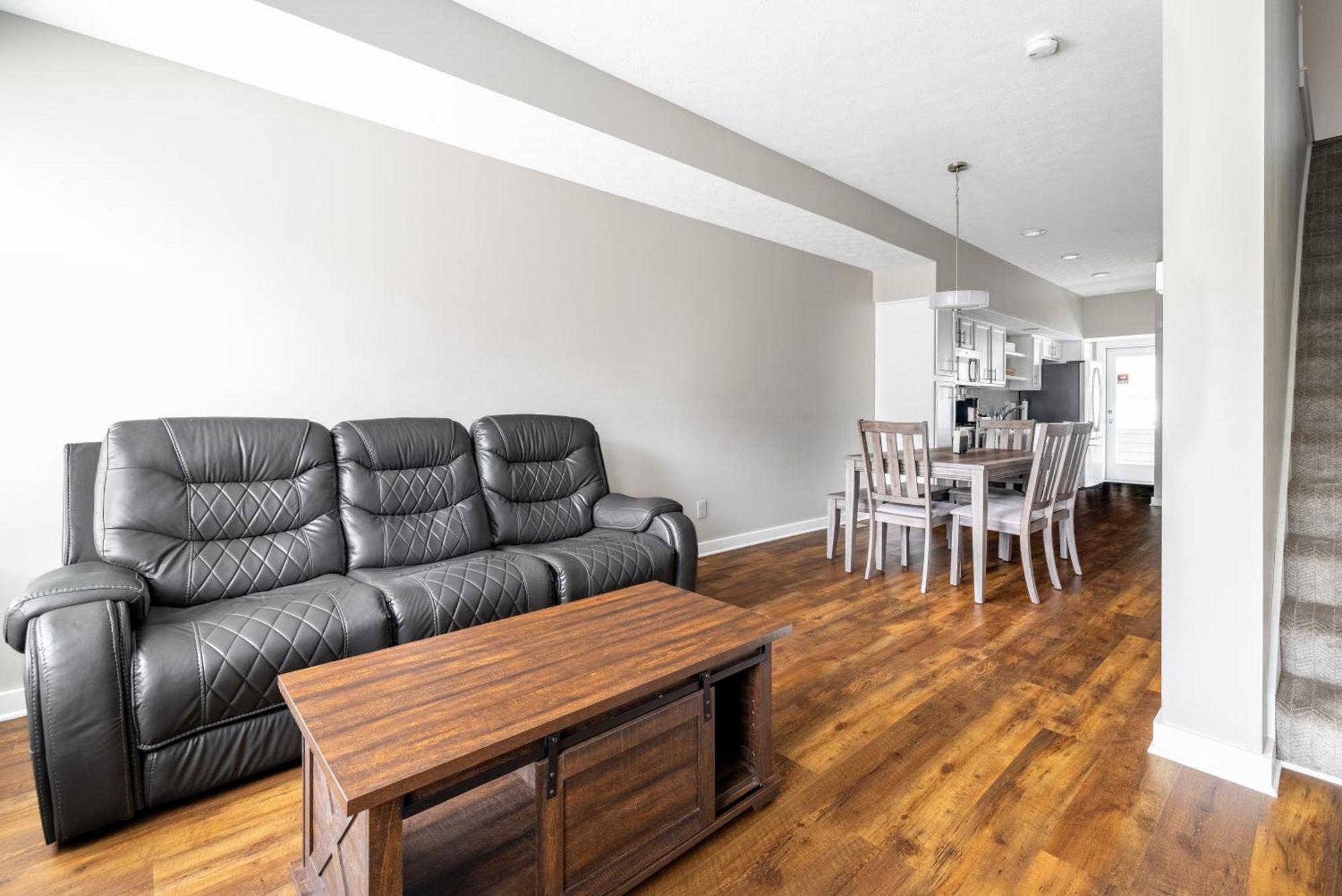 Luxury Downtown Townhome Unit 7 Cleveland Ngoại thất bức ảnh